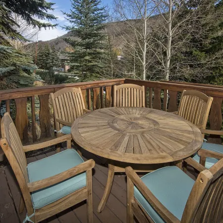 2109 B Chamonix Home
