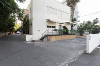 Carmel Boutique Apartments