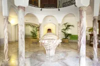 Les Pyrénées - le Grand Hôtel & le Château - ที่มีสปา