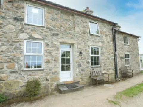 Fron Fawr Hotels in Nefyn