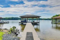 Waterfront Lake Anna Home: Summer Family Escape! - 4-Star