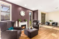 Quality Hotel Point Cook Hotels in Point Cook