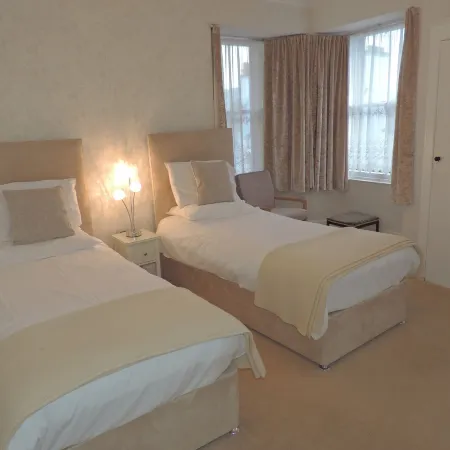 Waverley Hotel
