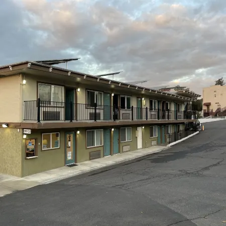 Sierra Inn