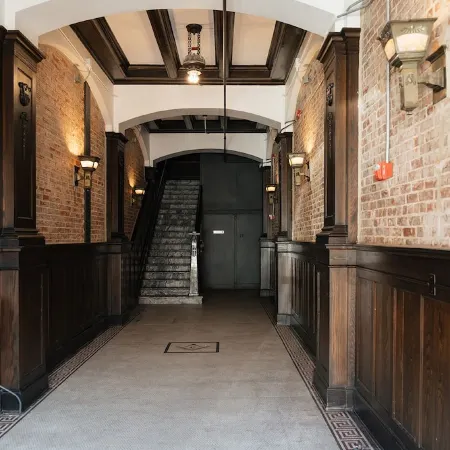 Cozy Downtown Troy Studio • Walk Everywhere