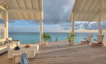 Diamonds Athuruga Maldives Resort & SPA