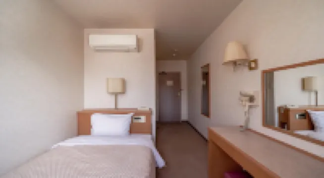 商務酒店KG大分 鄰近大分海洋宮殿水族館 海之卵的酒店