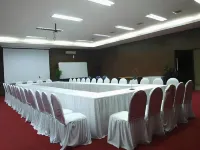 Hotel Emaki Jatinangor - Formerly Jatinangor Hotel & Restaurant