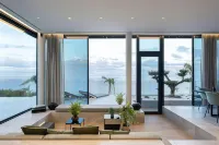 Saudade: Futuristic Ultra Luxury Ocean Zen Retreat - parking