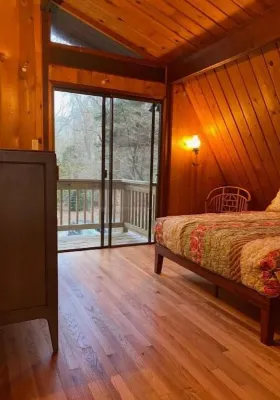 Blue Heron Farm Waterfront Chalet