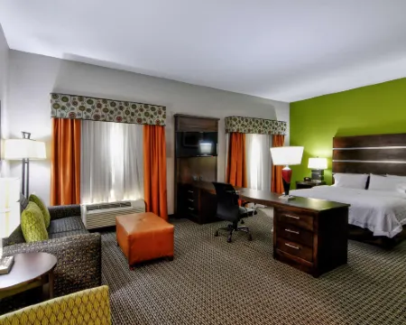 ハンプトン イン フォーリー フォーリーのホテル