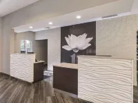 La Quinta Inn & Suites by Wyndham Ontario Airport Hotels in Ontario