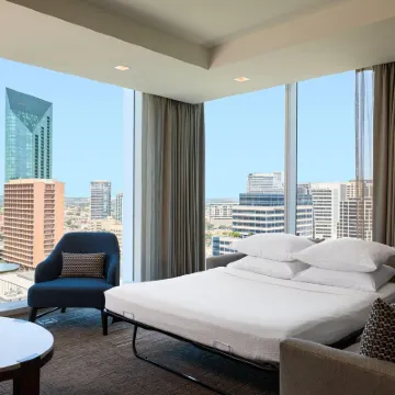JW Marriott Dallas Arts District Hotels near Fountain Place