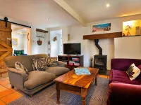 Porthcothan Mill Cottage - 3-Star