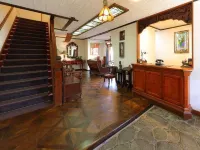 Cest la VIE Hotels in Yorii