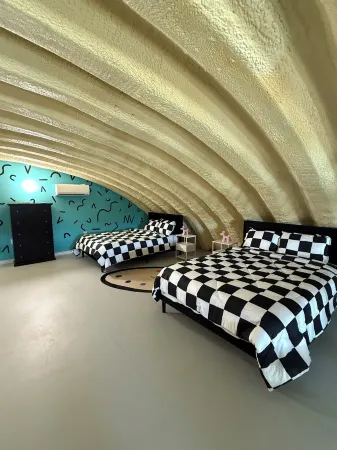 Happy Hideaway: Fun & Unique Stay in San Leon