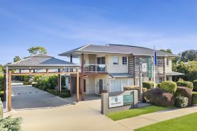 Emerald Inn by Travellers