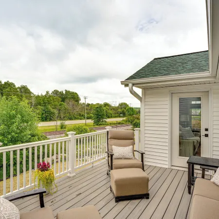 Walk to Beaches + Restaurants: Elkhart Lake Escape