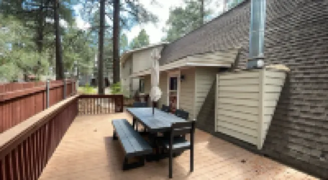 Stunning Views and Cozy Outdoor Spaces - Inviting Family Retreat