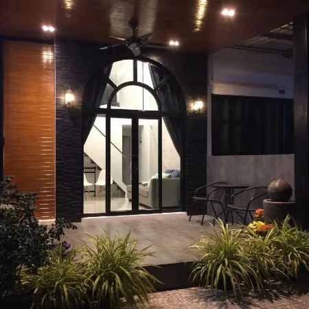 Flamingo Villa