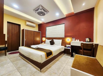 The Avenue Hotel Ballygunge
