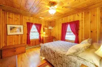 Little Switzerland Cabin w/ Stunning Mtn Views - Boutique