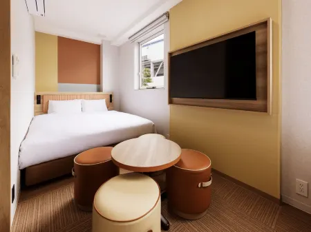 CVS・BAY HOTEL Main Building・Bay Tower