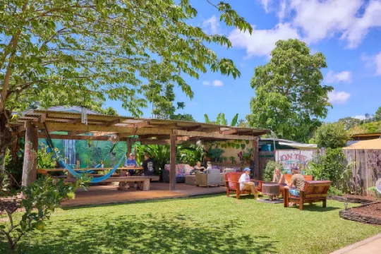 On the Wallaby Eco Lodge