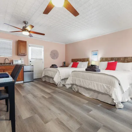 Sequoia Studio w/ Private Patio