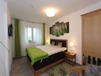 Hübsche Wohnung Mit Balkon