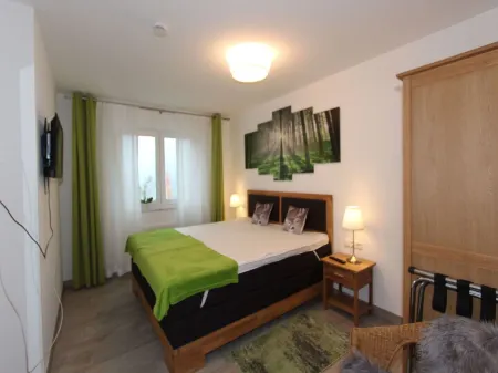 Hübsche Wohnung Mit Balkon