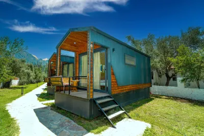 Marimare Beach & Bungalow Hotels near HİSAR CAMPİNG