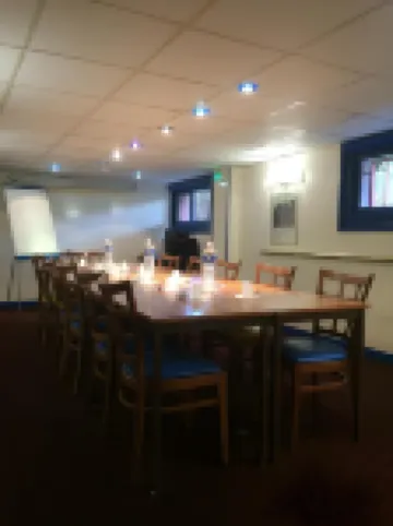 阿爾坎蒂樂伏爾泰飯店