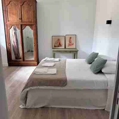 Chez Jacques-Louis Rooms