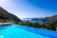 Villa Inna With 3 Bedrooms and 4 Bathrooms