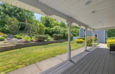 Cozy Comforts! Country living at its finest - just 10 min to downtown Middletown