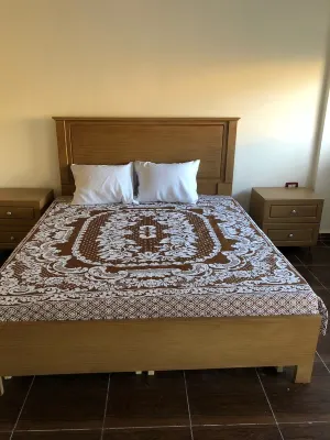 Quite  appt   and sea view to relax your stay 10 min to Sidon  20 min to Beirut Hotels in Chouf