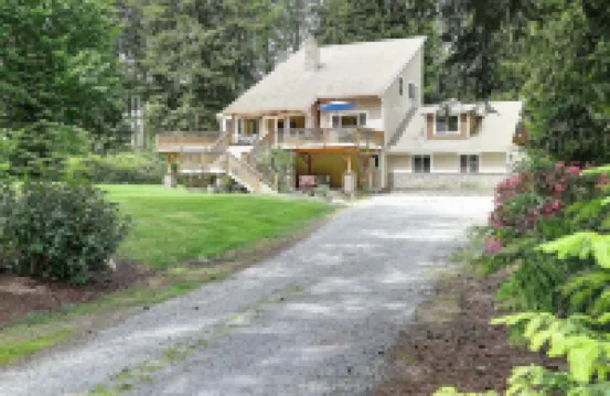Come and enjoy our Cozy Coastal Cabin