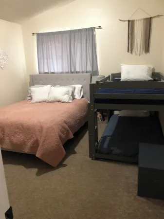 Cozy 4-bedroom house in Pocatello that will fit your stay!