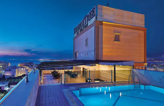 伊茲密爾阿爾桑賈克希爾頓逸林酒店