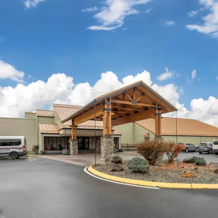 Columbia River Hotel and Conference Center, an Ascend Collection Hotel