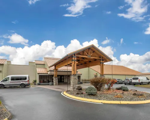 Columbia River Hotel and Conference Center, an Ascend Collection Hotel Hotels in Wasco County