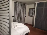 Tranquil cottage with WiFi and pool in Boksburg;   Home away from home.