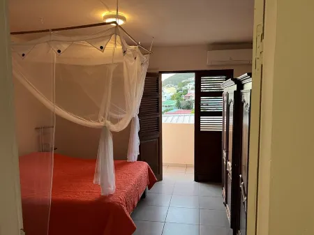 La Maison de Jeanne et Marthe! Localisation Idéale à Case-pilote