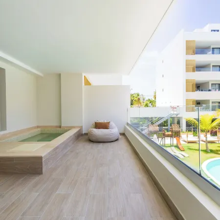 2BR Gardenia Retreat - Picuzzi & Pool