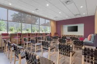 Tru by Hilton Gastonia - Pet Friendly