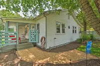 The Blue Crab Cottage - 3 Blocks from the Beach! - WiFi