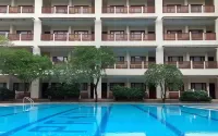 Pantai Indah Resort Hotel Timur - ビーチサイド