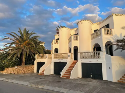 3 bedroom apartment with swimming pool in Addaia