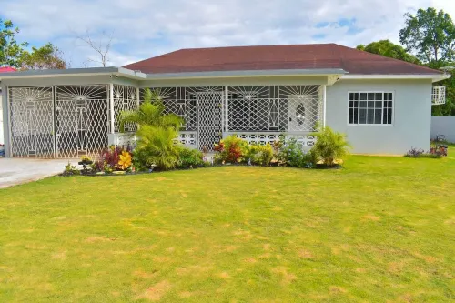 Luxury 3Br Villa I Private Pool I High-Speed Wi-Fi I Near 876 Beach Club Hotels in Coral Spring